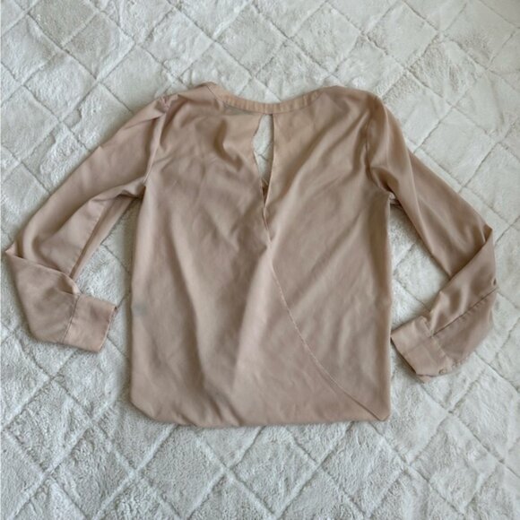 Victoria's Secret | Camel Front Button, Open Back Blouse | Size Small - Picture 4 of 10